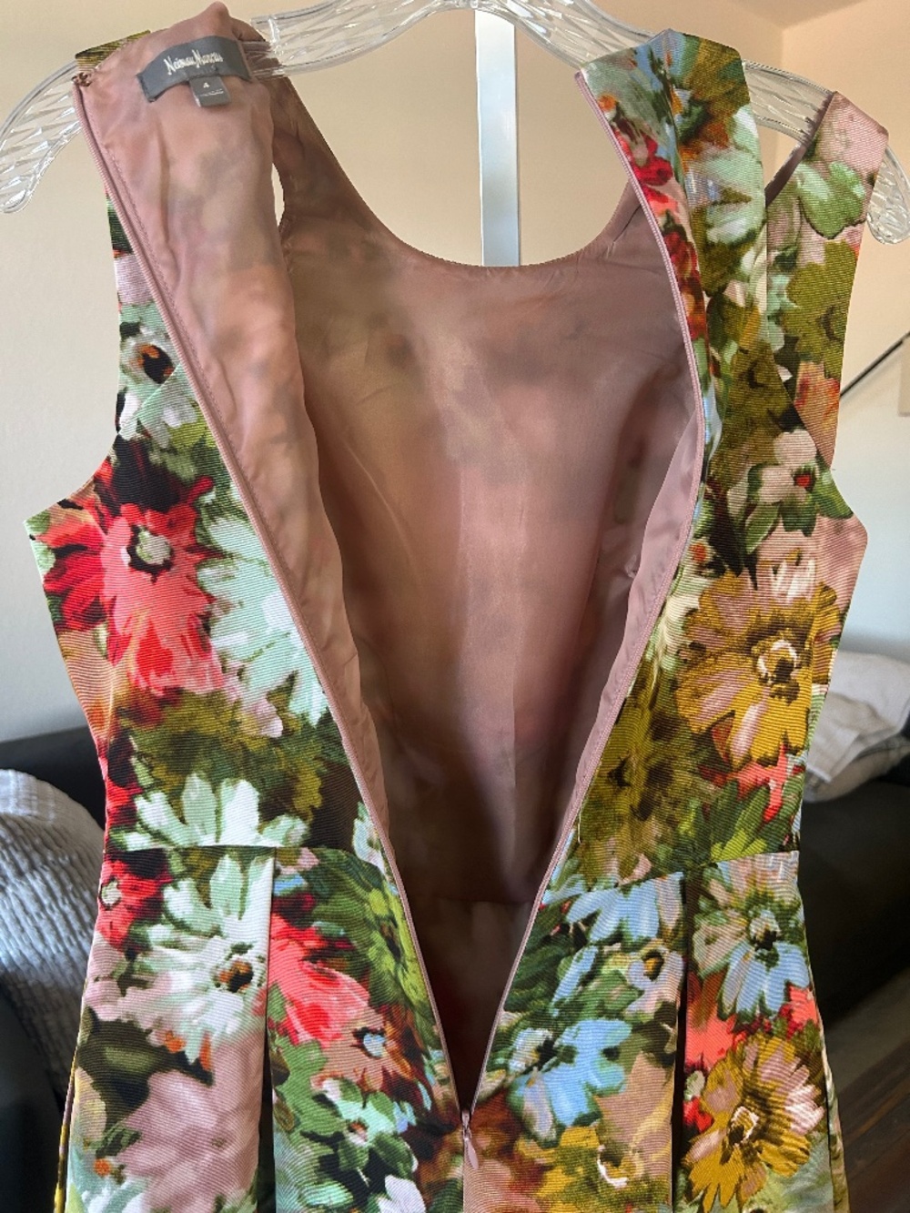 NEIMAN MARCUS Vibrant Floral Fit & Flare Cold Shoulder Pleated Cocktail Dress 4 - Picture 6 of 9
